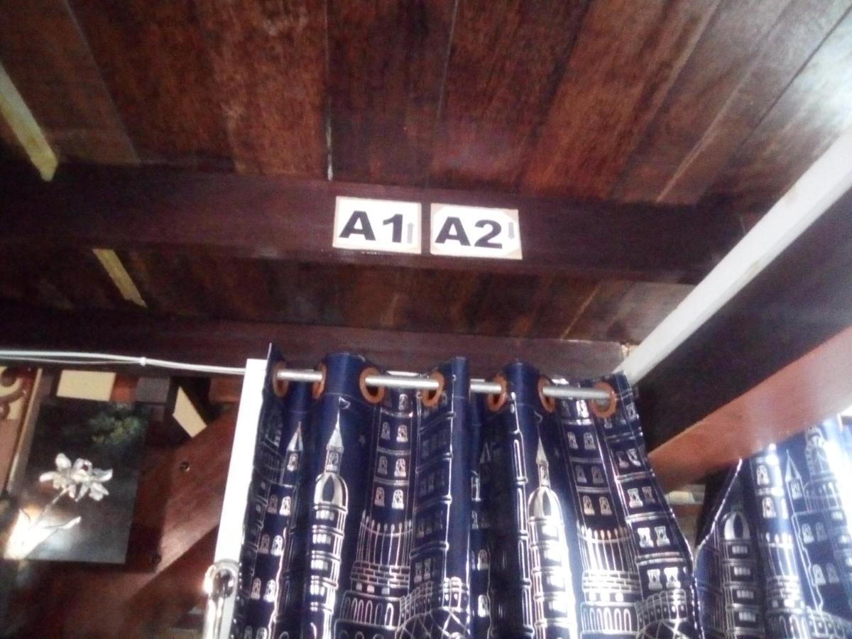 Bed and Breakfast Ban Kru Ae Mixed Dorm Бангкок Экстерьер фото